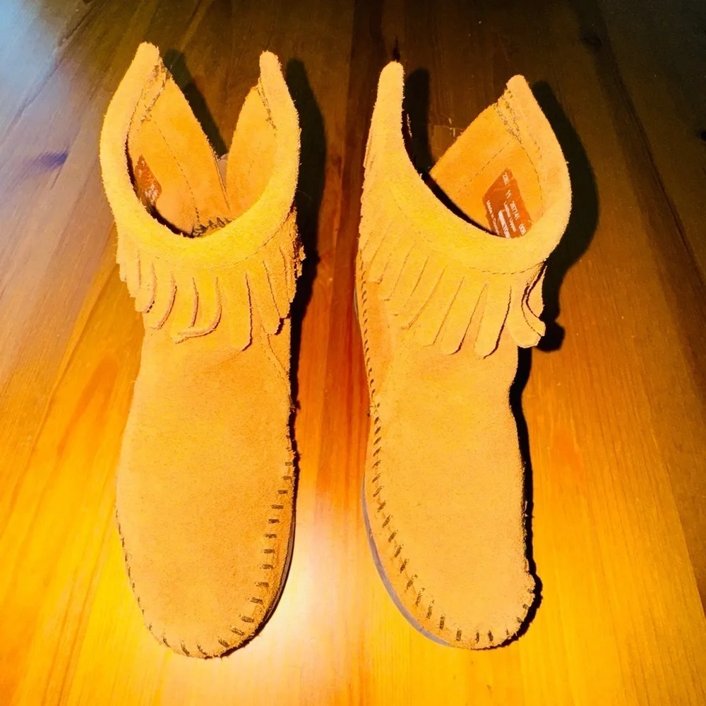 Minnie Tonka moccasins